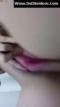 سكس مصرية تدعك بزها