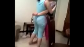 سكس مسكينه نونوه ساعه وهويسخنهاولعب معها