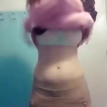 سكس لبنانية بتصور نفسها لحبيبها