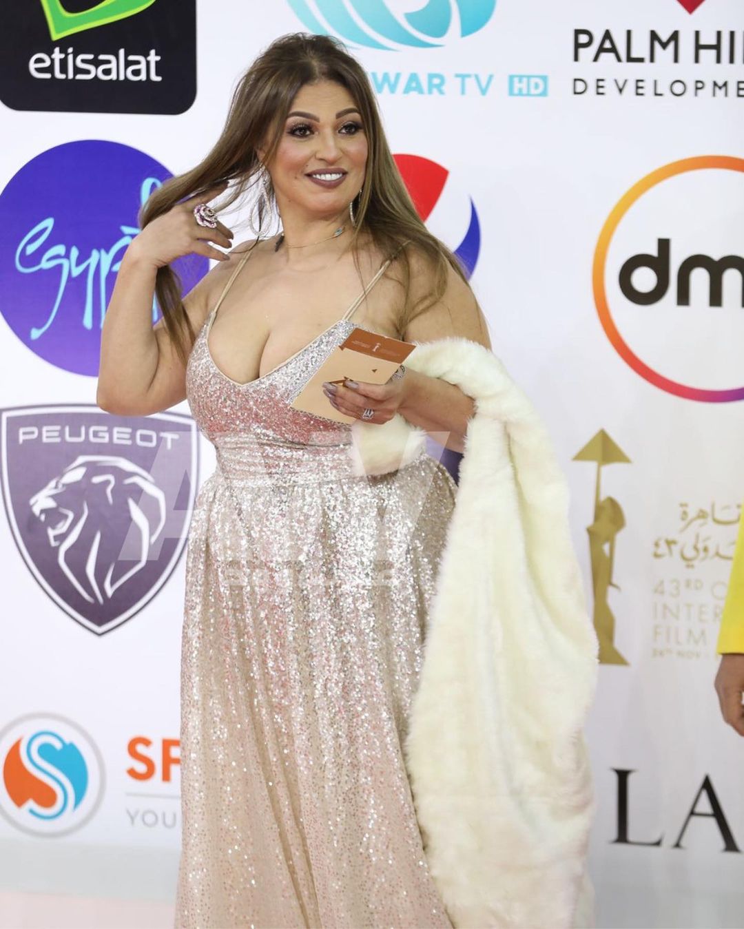 مرضعات حلىب بزاز