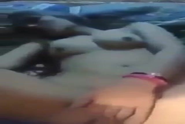 سكس مربربه عراقي تناج ويكمل في كسها وتحبل