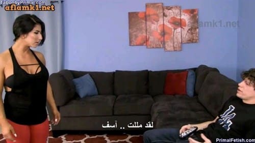 سكس ابن يساعد أمة في تمارين يوغا