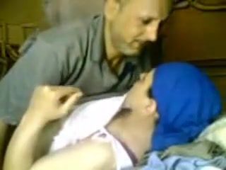 سكس نجار مع شرموطه