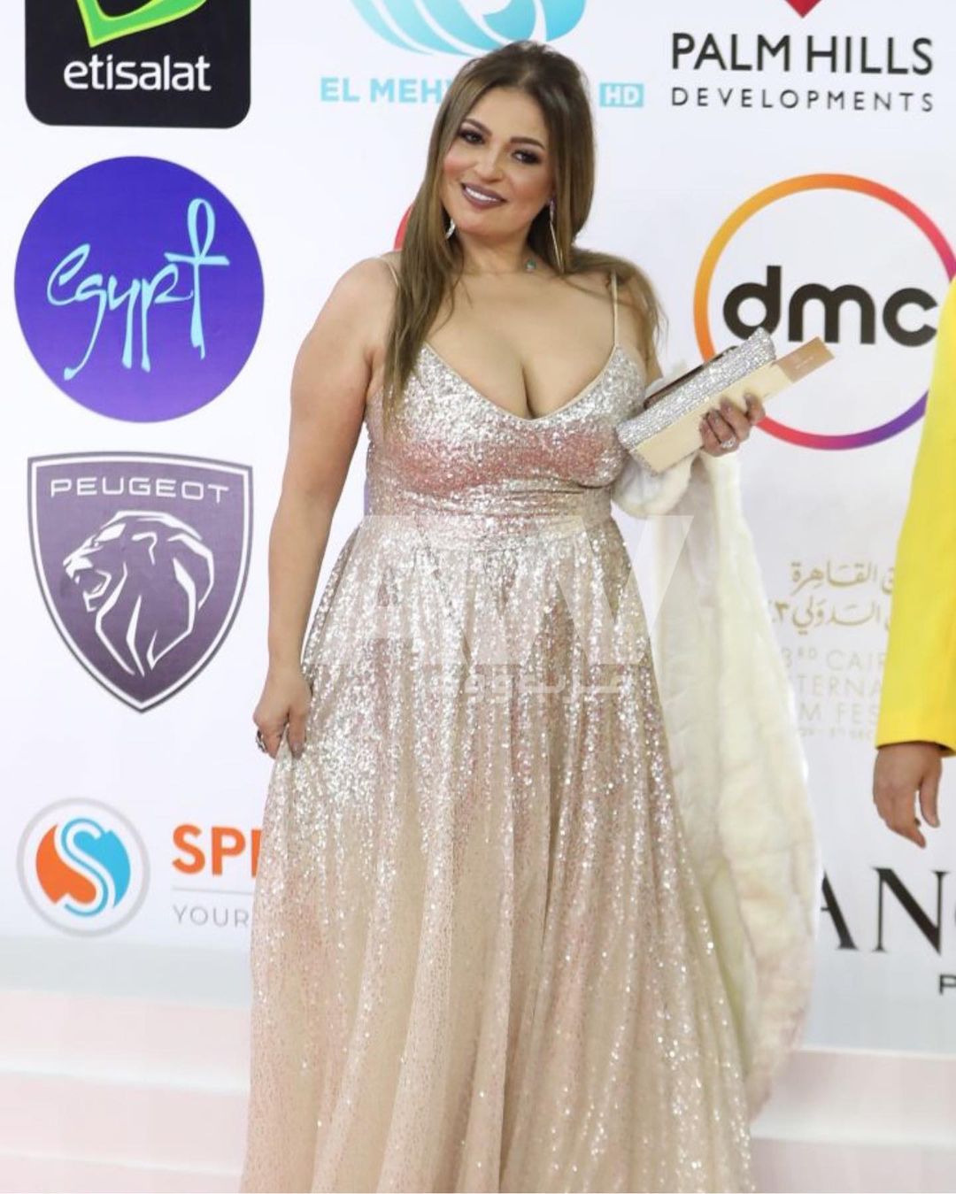 الطفل ينيك امة